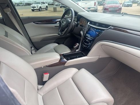 Used 2013 Cadillac XTS Platinum FWD image 10