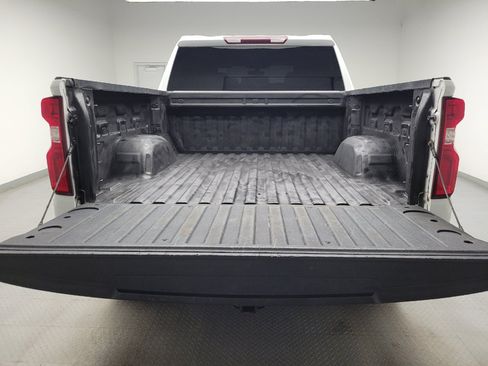 Used 2021 Chevrolet Silverado 1500 RST AWD/4WD image 29
