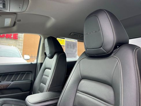 Used 2021 GMC Canyon Denali image 38