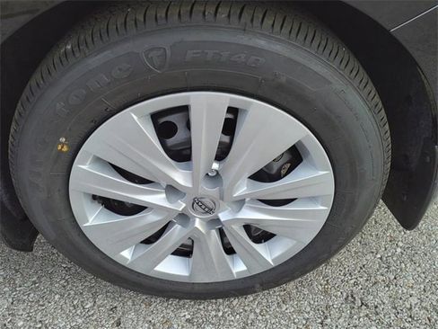 Certified 2024 Nissan Sentra S image 4