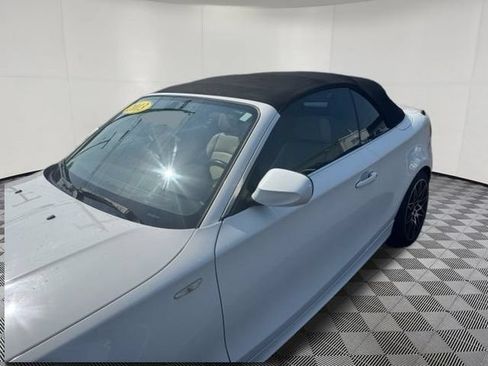 Used 2013 BMW 128i Convertible RWD image 9