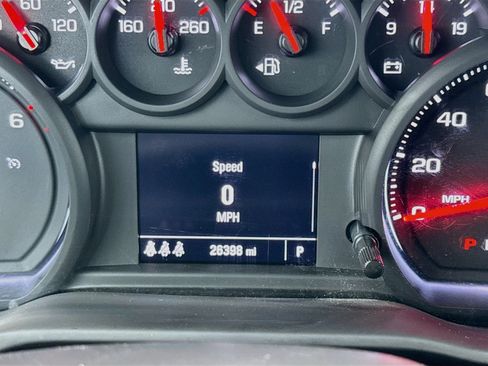 Used 2025 Chevrolet Silverado 1500 Custom RWD image 8