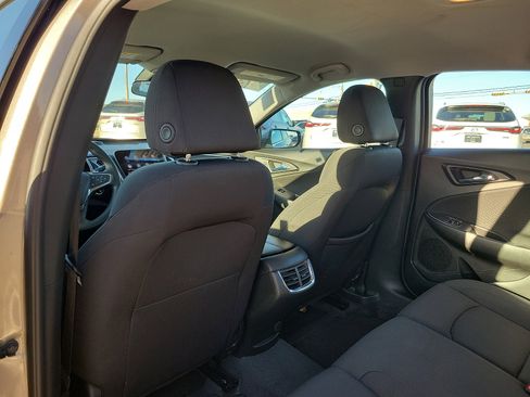 Used 2024 Chevrolet Malibu LT image 12