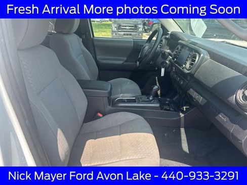 Used 2022 Toyota Tacoma SR AWD/4WD image 10