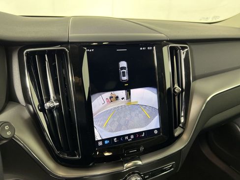 Certified 2025 Volvo XC60 B5 Core w/ Climate Package image 23