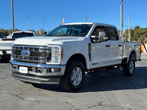 Certified 2025 Ford F250 XLT w/ FX4 Off-Road Package image 4