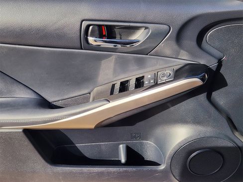 Used 2015 Lexus IS 250 w/ Navigation System Package image 31