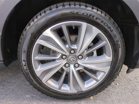 Certified 2018 Acura MDX FWD w/ Technology Package image 11