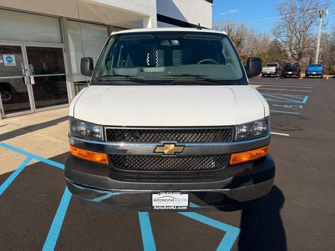 Used 2024 Chevrolet Express 2500 w/ Driver Convenience Package image 2