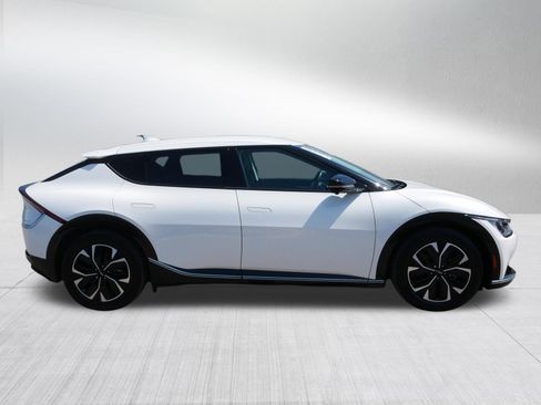 Certified 2024 Kia EV6 Wind w/ Wind Technology Package AWD/4WD image 8