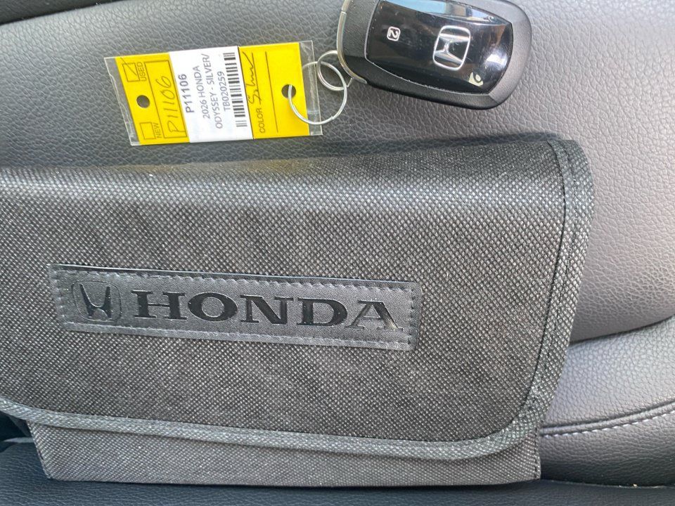 Certified 2026 Honda Odyssey EX-L image 38