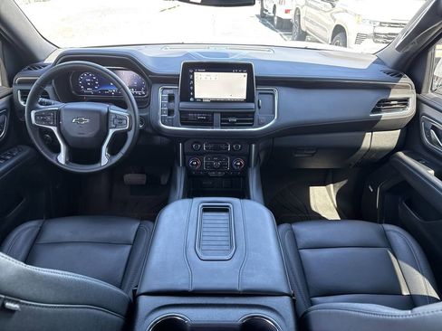 Certified 2024 Chevrolet Suburban Z71 w/ Luxury Package AWD/4WD image 26