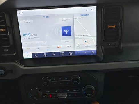 Used 2021 Ford Bronco Badlands image 19