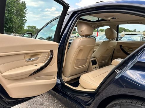 Used 2015 BMW 328i xDrive Sedan AWD/4WD image 17