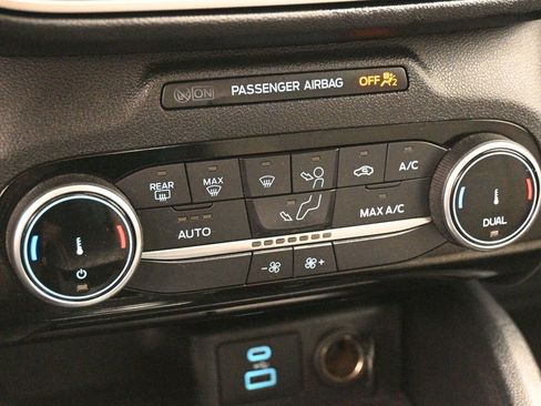 Certified 2022 Ford Escape SE w/ Convenience Package image 18