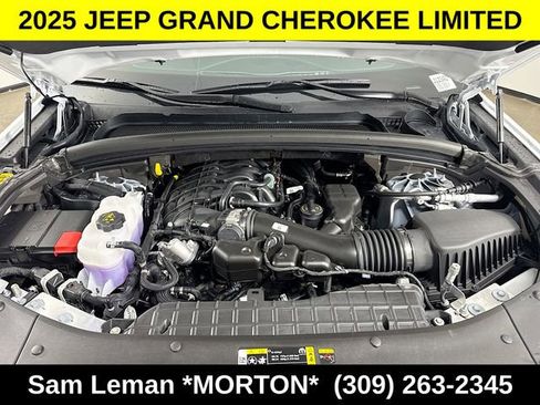 New 2025 Jeep Grand Cherokee Limited image 30