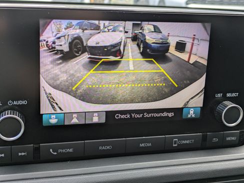 Used 2025 Honda Accord SE image 23