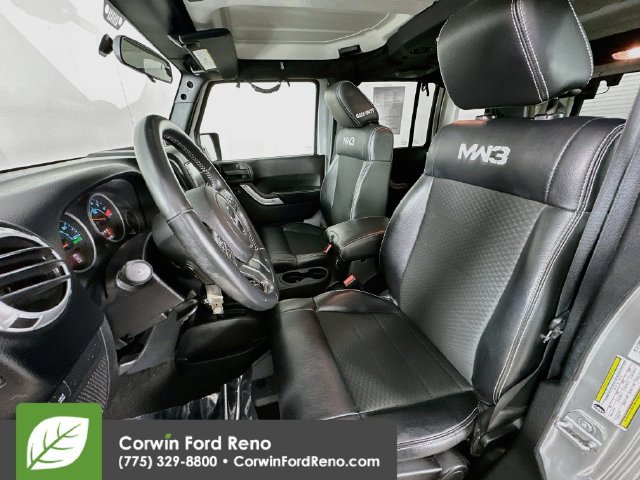 Used 2012 Jeep Wrangler Unlimited Rubicon AWD/4WD image 21