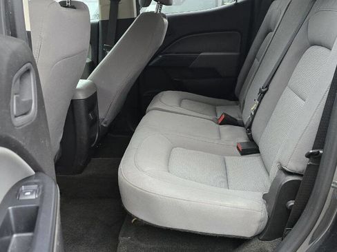 Used 2016 GMC Canyon 2WD Crew Cab w/ Convenience Package image 15