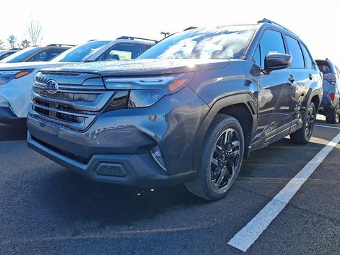 New 2025 Subaru Forester Premium image 2