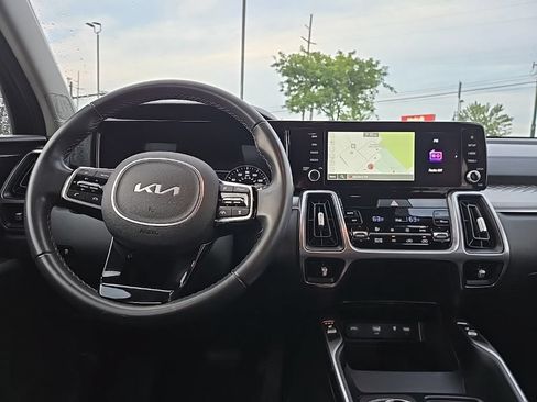 Used 2023 Kia Sorento EX AWD/4WD image 38