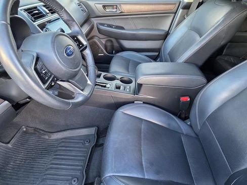 Used 2019 Subaru Outback 2.5i Limited w/ Popular Package #2 AWD/4WD image 6
