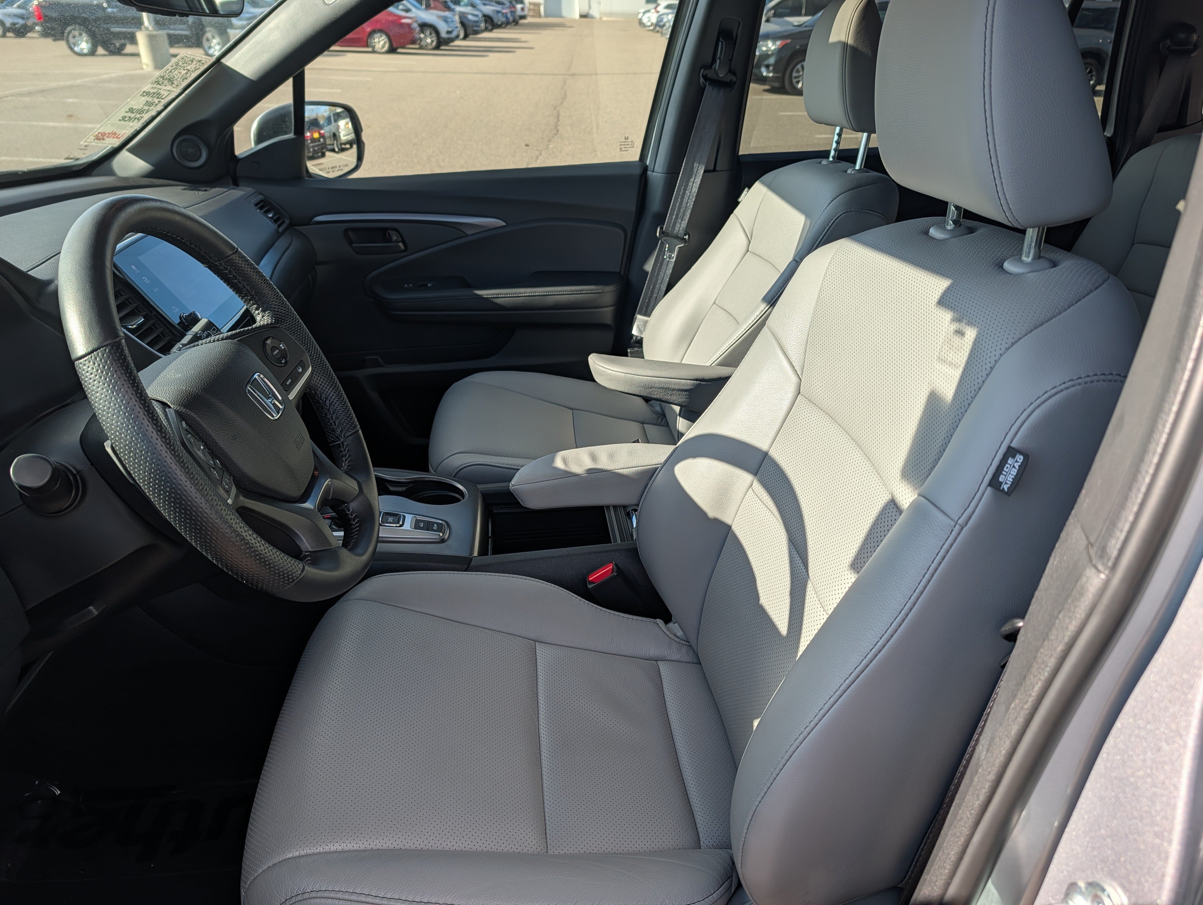 Used 2023 Honda Passport EX-L image 23