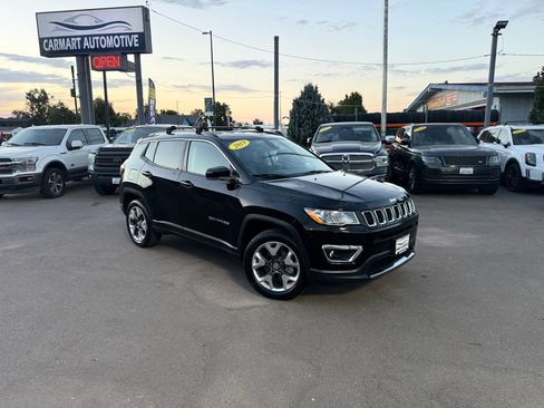 Used 2019 Jeep Compass Limited AWD/4WD image 2