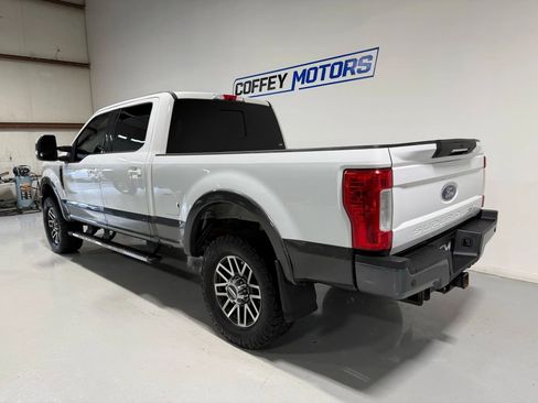 Used 2017 Ford F350 Lariat w/ Lariat Ultimate Package image 4