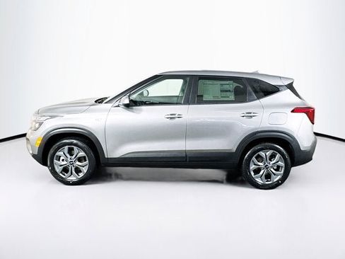 New 2026 Kia Seltos LX AWD/4WD image 8