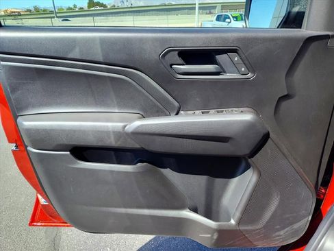 New 2026 Chevrolet Colorado W/T w/ WT Custom Package RWD image 9