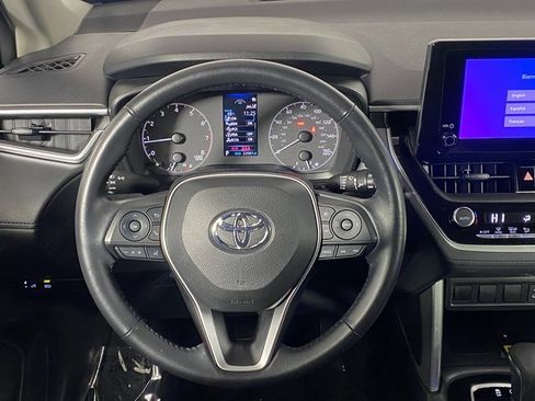 Certified 2023 Toyota Corolla Cross LE image 18