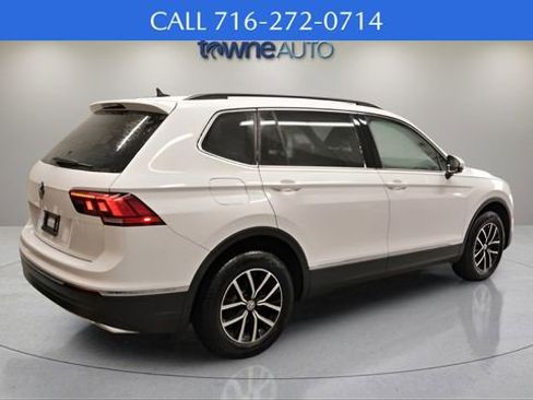 Used 2021 Volkswagen Tiguan SE image 5
