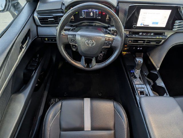 Used 2025 Toyota Camry SE FWD image 12