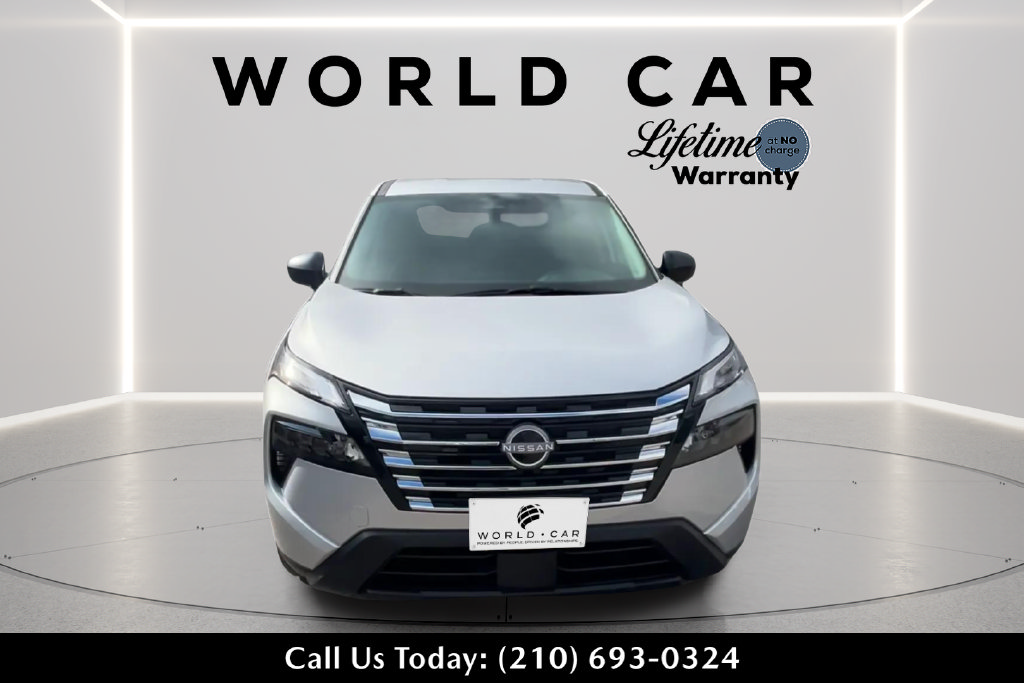 Used 2025 Nissan Rogue S FWD image 8