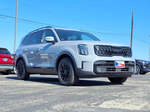 Used 2024 Kia Telluride SX X-Pro image 3
