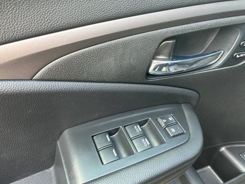 Used 2020 Honda Pilot EX-L image 12