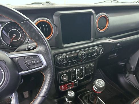 Certified 2022 Jeep Gladiator Mojave w/ LED Lighting Group image 12