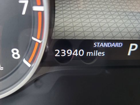 Certified 2025 Nissan Rogue SV FWD image 29