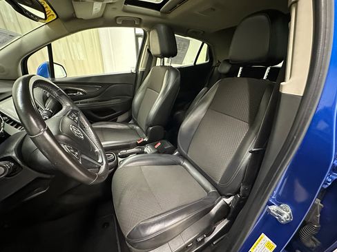 Used 2018 Buick Encore Sport Touring image 41