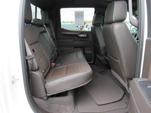 Used 2022 GMC Sierra 1500 Denali AWD/4WD image 36