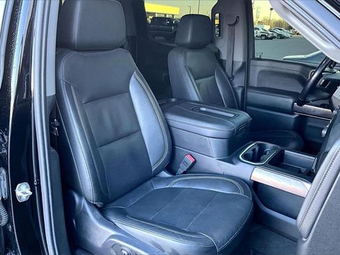 Used 2019 Chevrolet Silverado 1500 LTZ w/ LTZ Convenience Package image 6