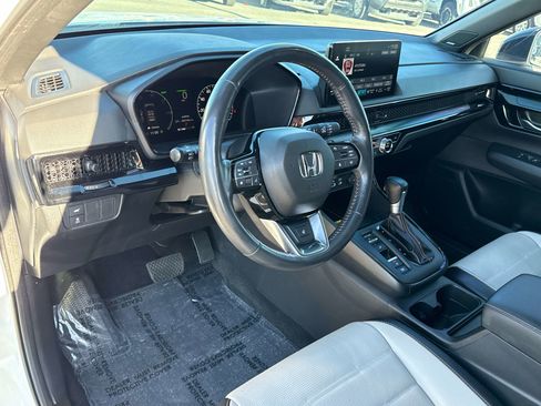 Used 2024 Honda CR-V Sport Touring image 10