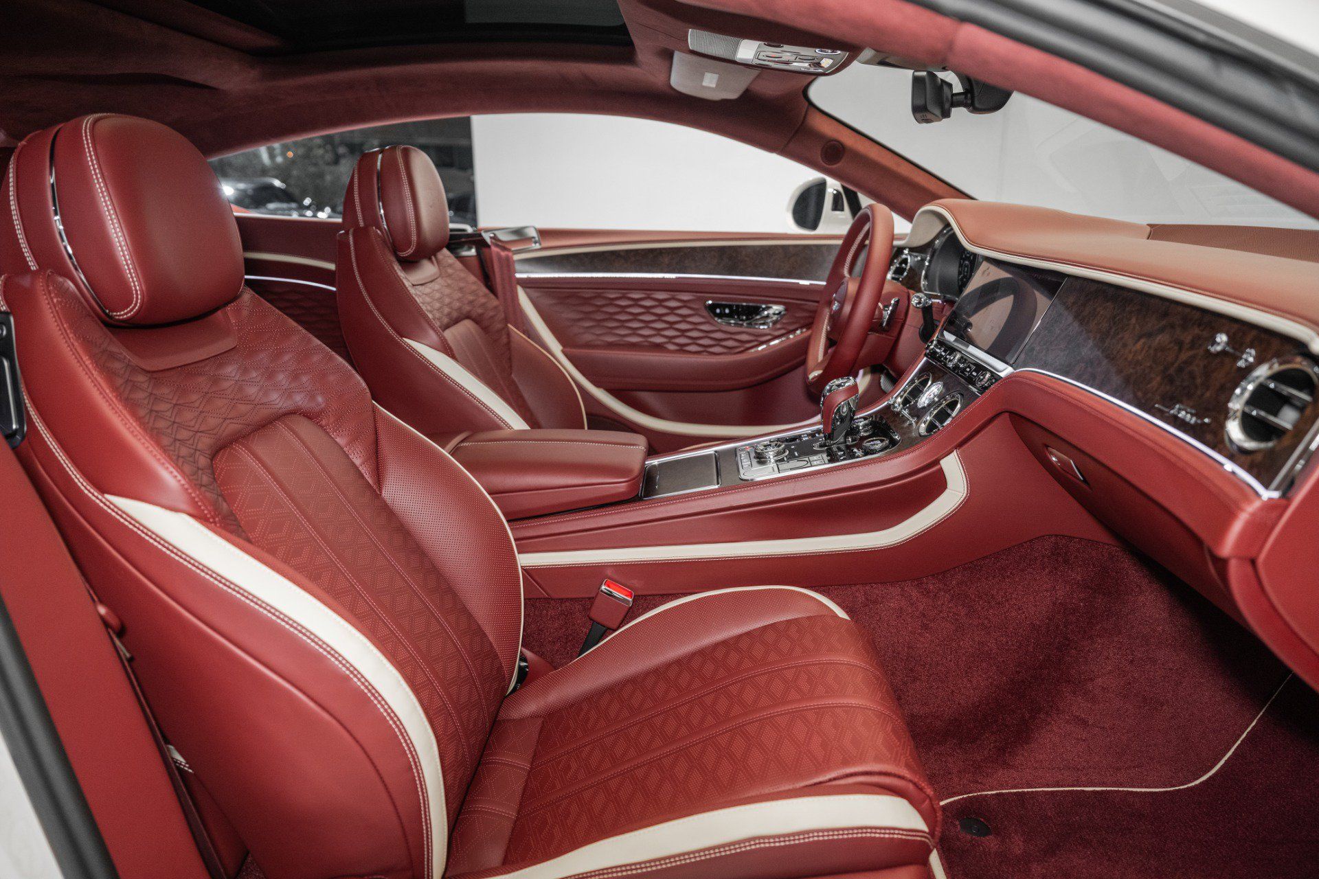 Used 2025 Bentley Continental GT Speed AWD/4WD image 2