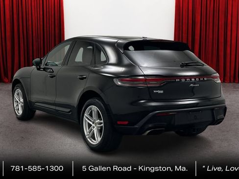 Used 2022 Porsche Macan AWD/4WD image 7