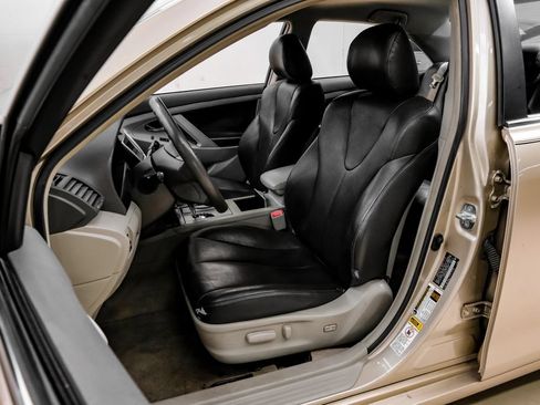 Used 2011 Toyota Camry LE w/ Fleet Convenience Pkg FWD image 34