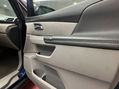 Used 2015 Honda Odyssey EX image 29