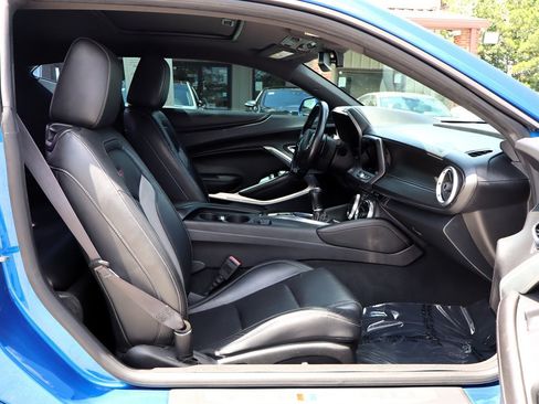 Used 2016 Chevrolet Camaro SS RWD image 22
