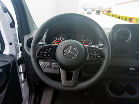 Used 2024 Mercedes-Benz Sprinter 144 Cargo image 37