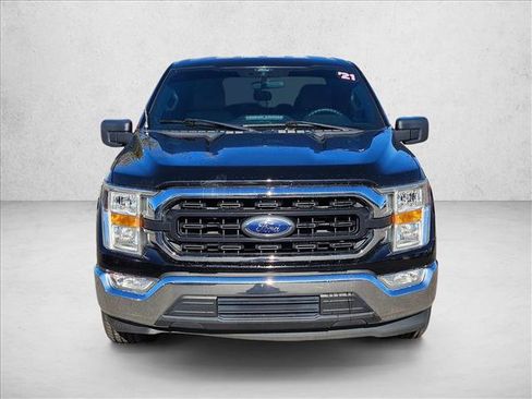 Used 2021 Ford F150 XLT image 2